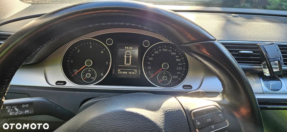 Volkswagen Passat 2.0 TDI Comfortline DSG - 22
