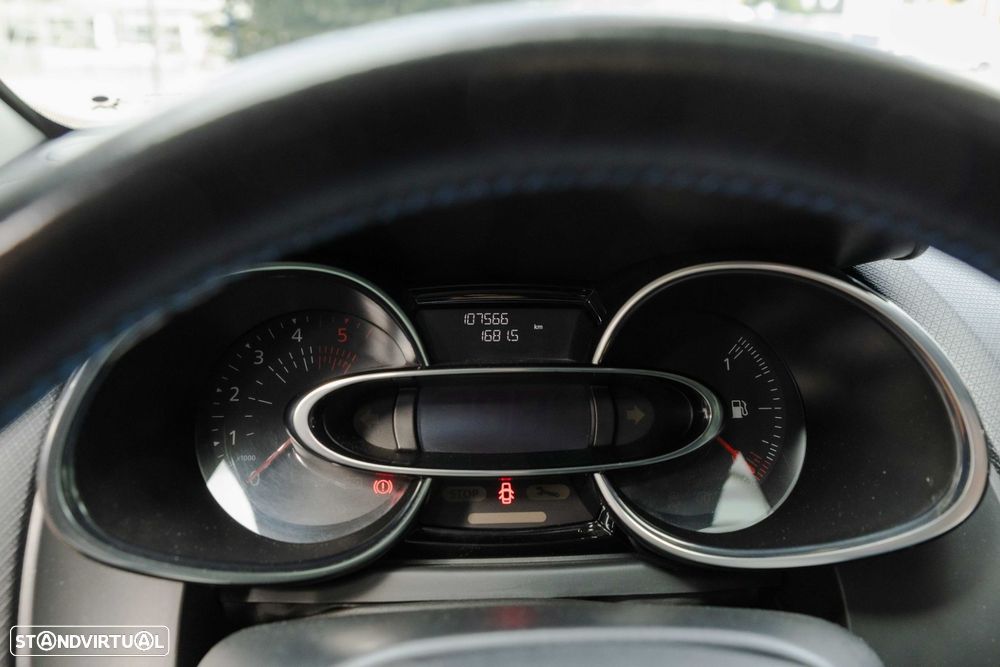 Renault Clio Sport Tourer 1.5 dCi GT Line - 10