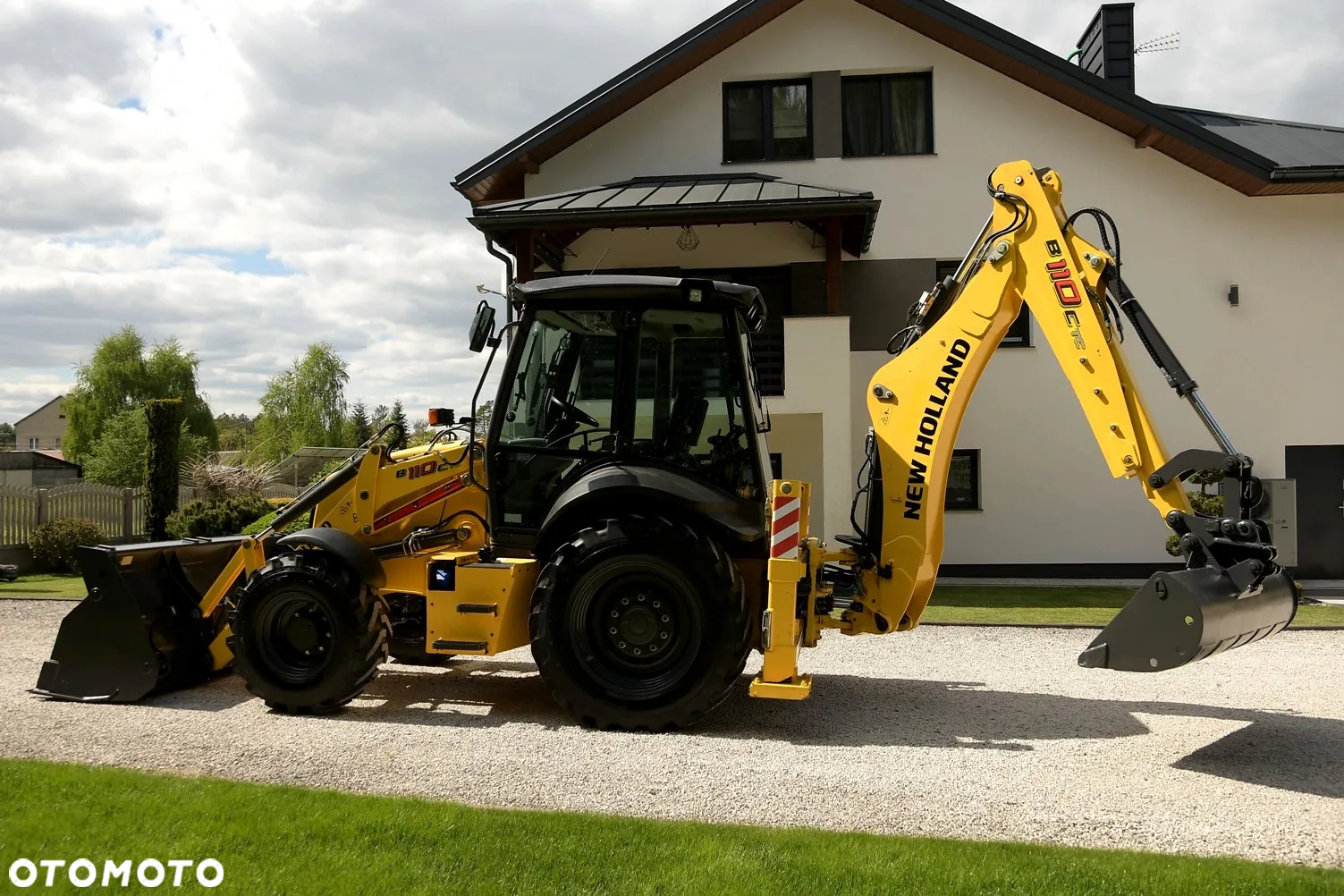 New Holland KOPARKO-ŁADOWARKA * NEW HOLLAND B110C TC * ZNAKOMITY STAN! - 10