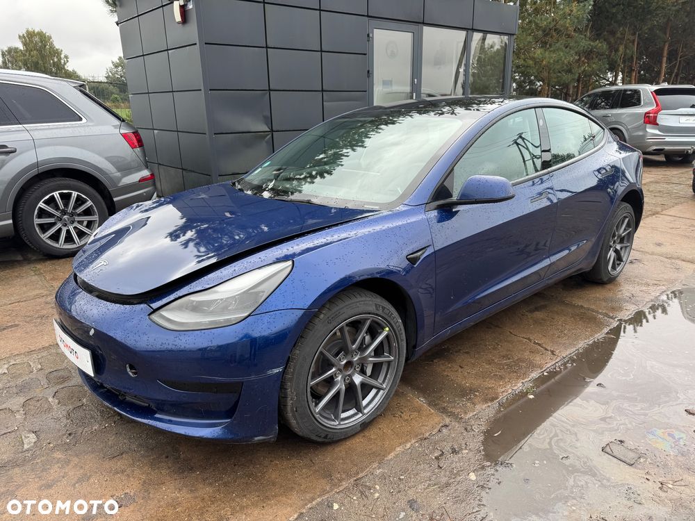 Tesla Model 3 Standard Range Plus - 1