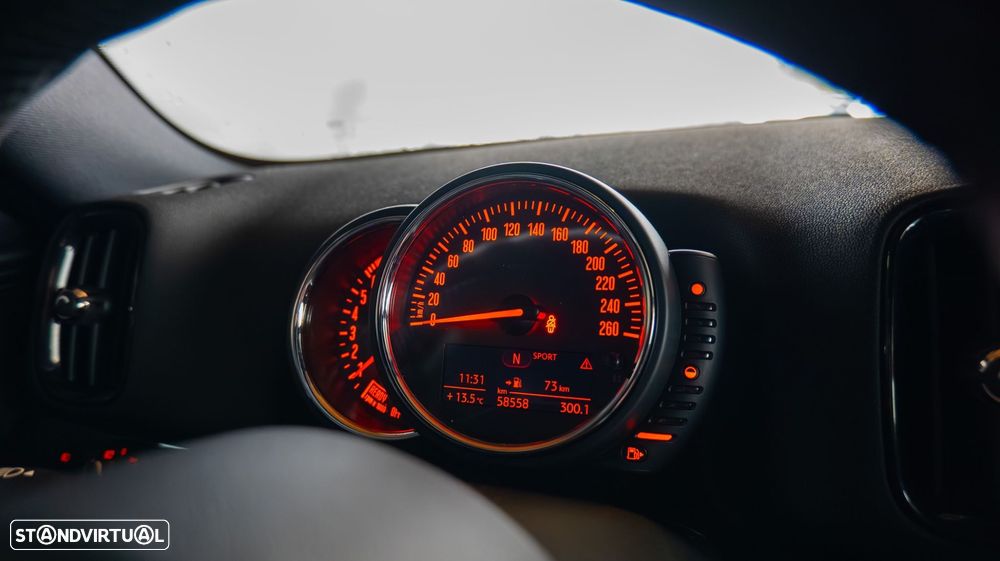 MINI Countryman Cooper S ALL4 - 16