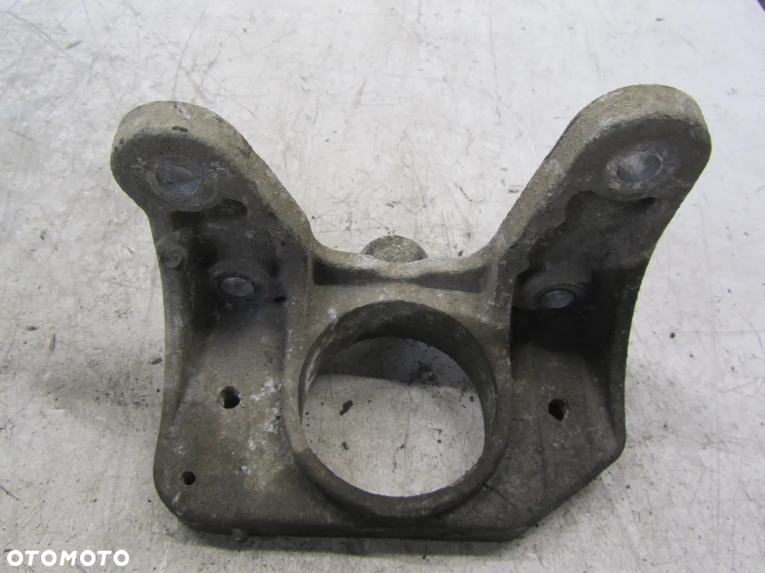 renault trafic-vivaro 1.9 dci łapa wspornik silnika 8200219372 - 3