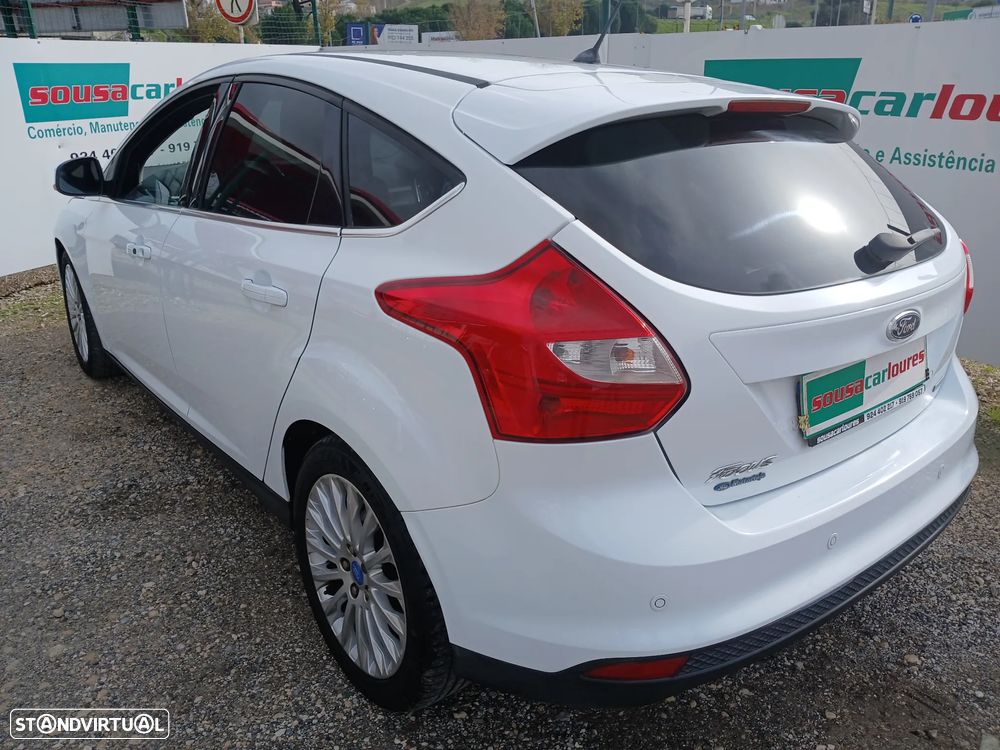 Ford Focus 1.0 SCTi Titanium - 12