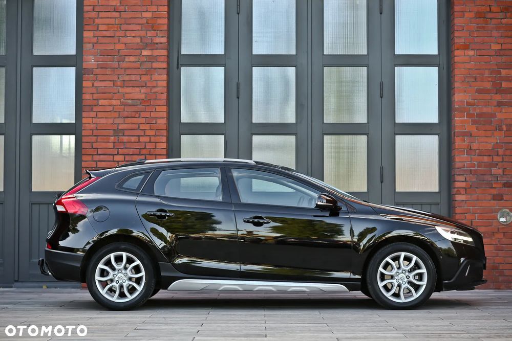 Volvo V40 Cross Country D3 Geartronic Summum - 2