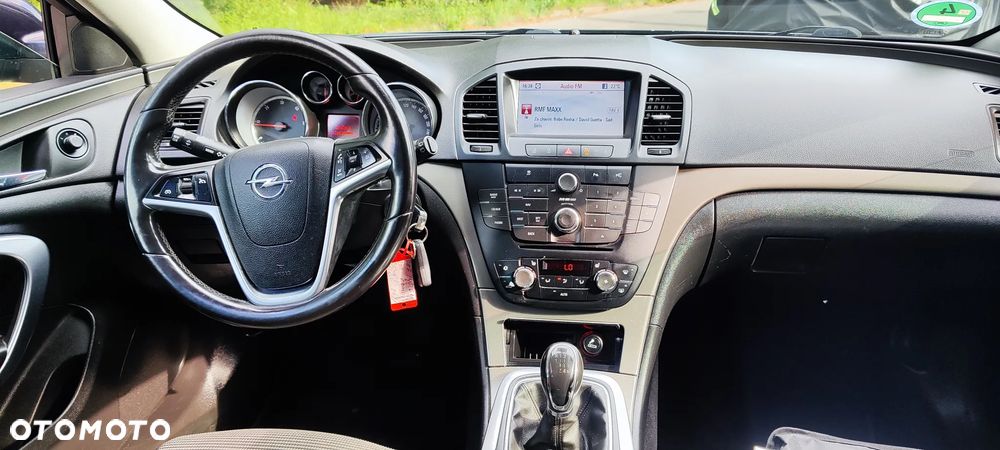 Opel Insignia - 13