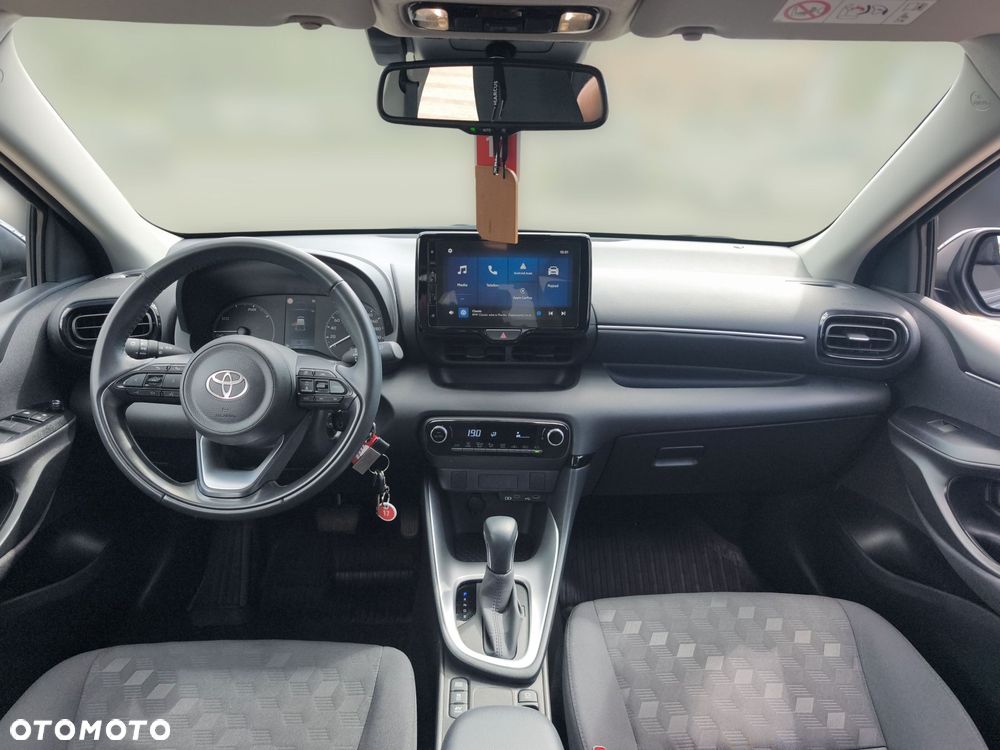 Toyota Yaris - 15
