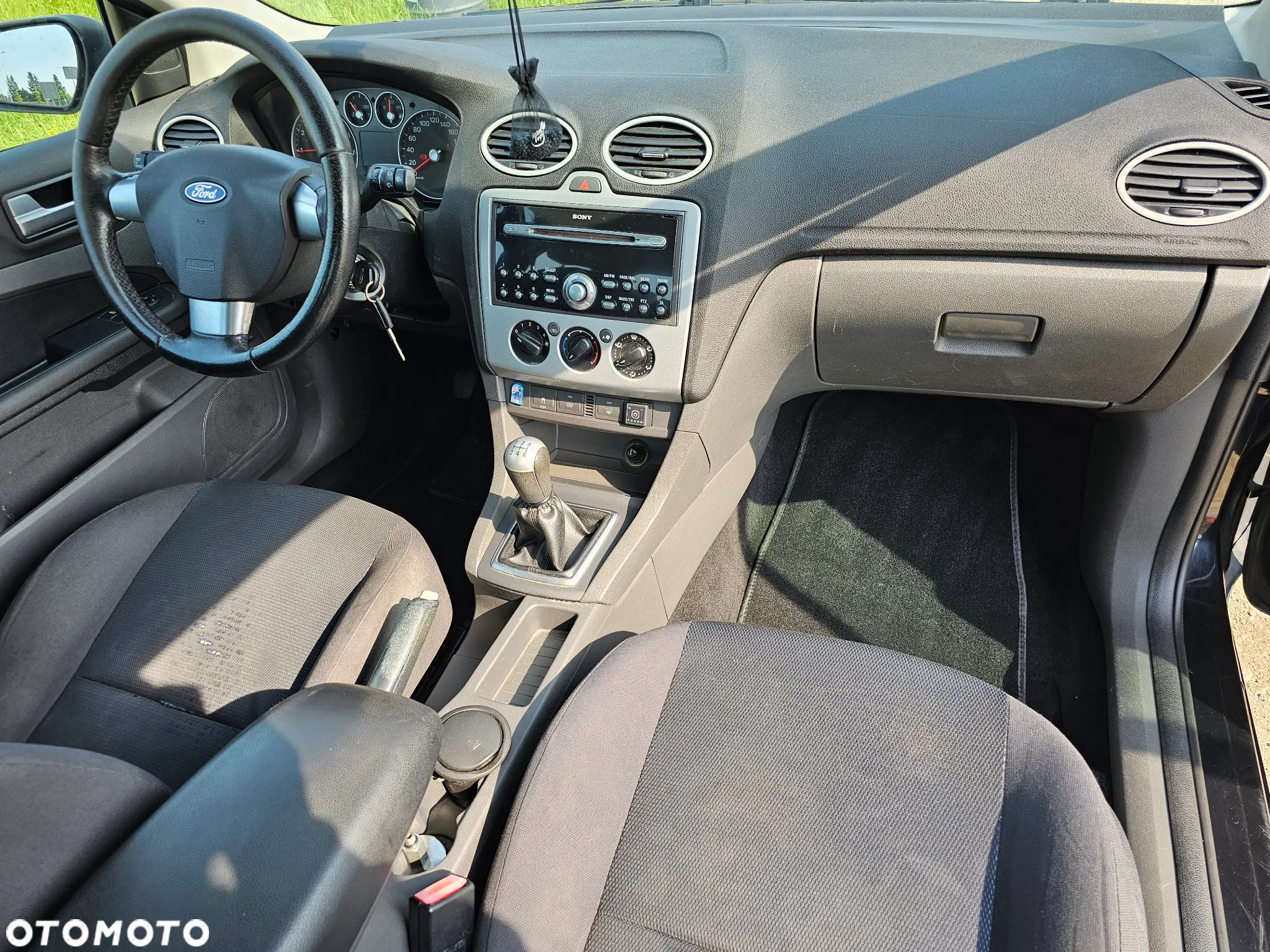 Ford Focus 1.8 Trend - 10