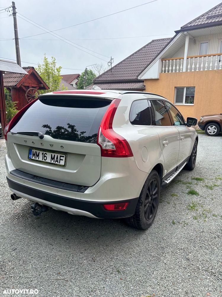 Volvo XC 60 D5 AWD Aut. Kinetic - 5