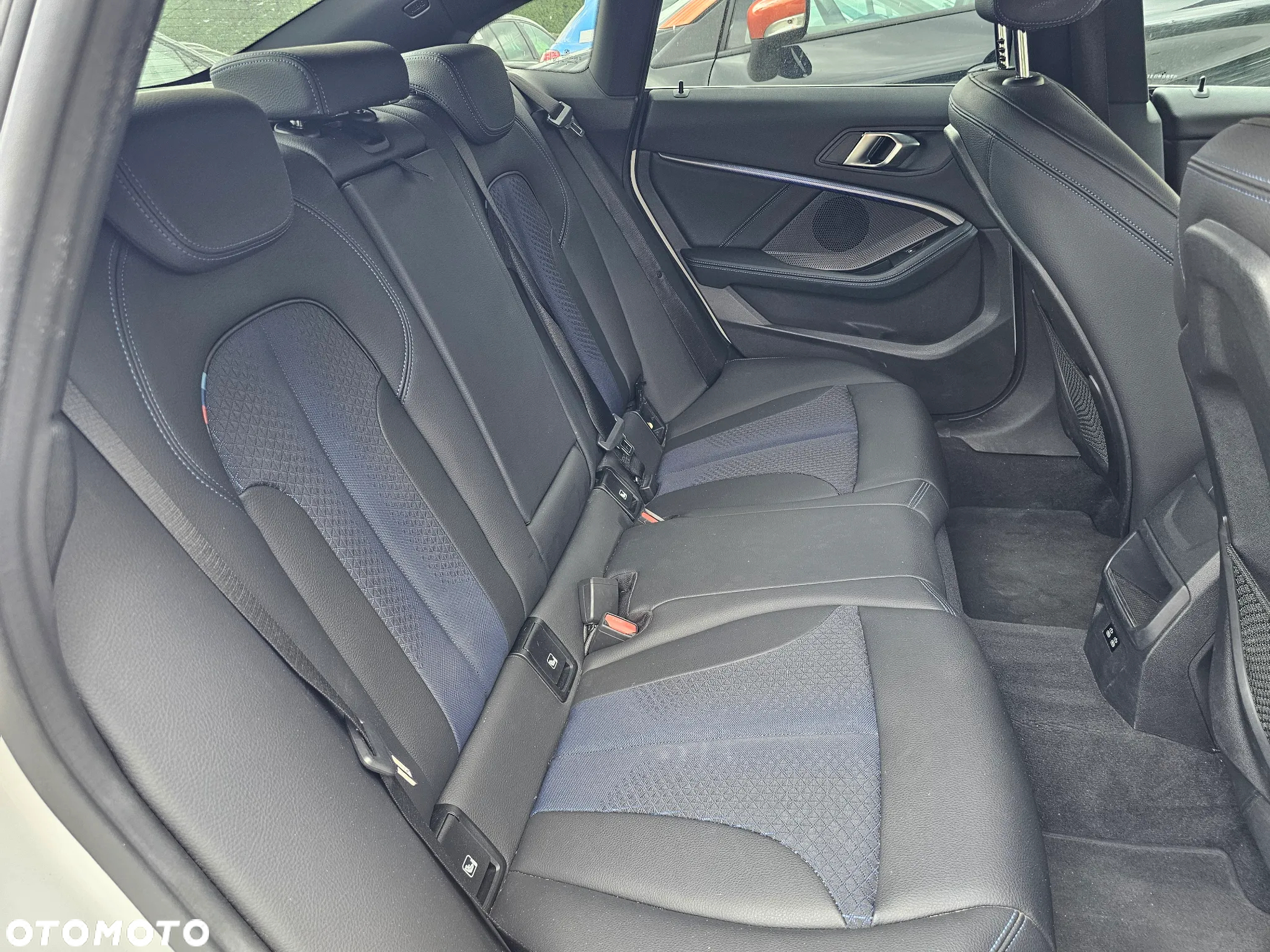 BMW Seria 2 220d Gran Coupe - 12