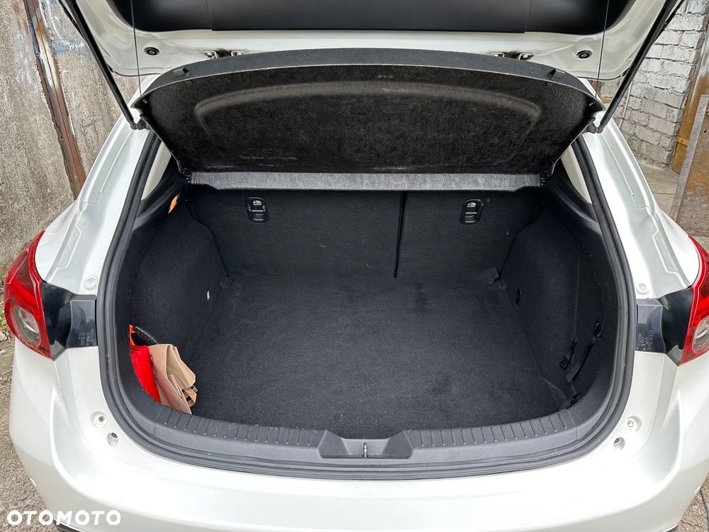 Mazda 3 - 24