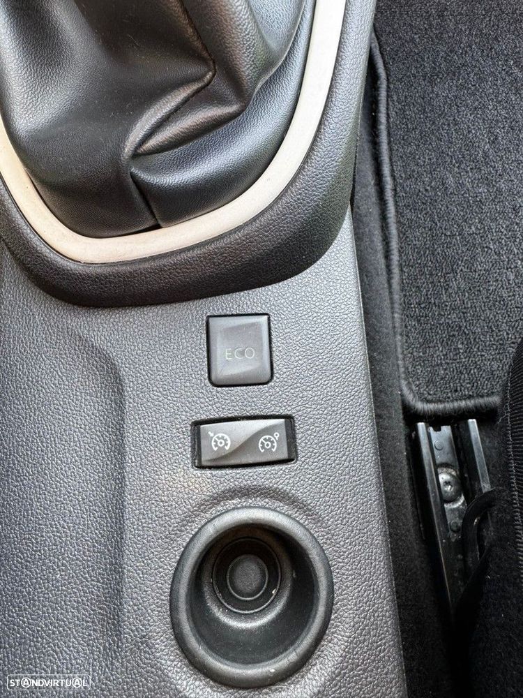 Renault Captur ENERGY TCe 90 Experience - 23