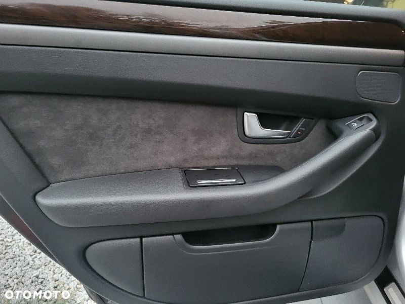 Audi A8 - 15