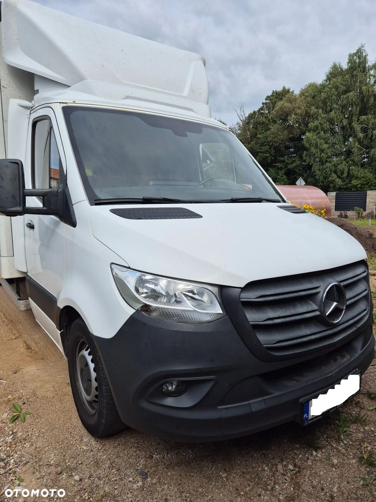 Mercedes-Benz Sprinter - 1