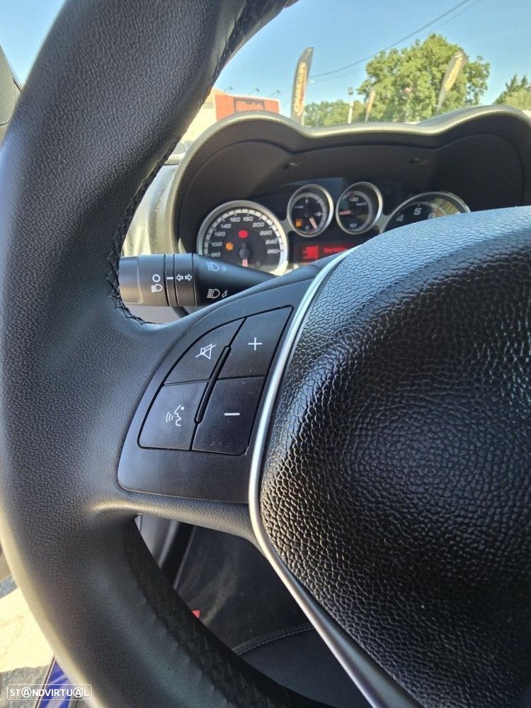 Alfa Romeo MiTo 0.9 T TwinAir Urban - 17