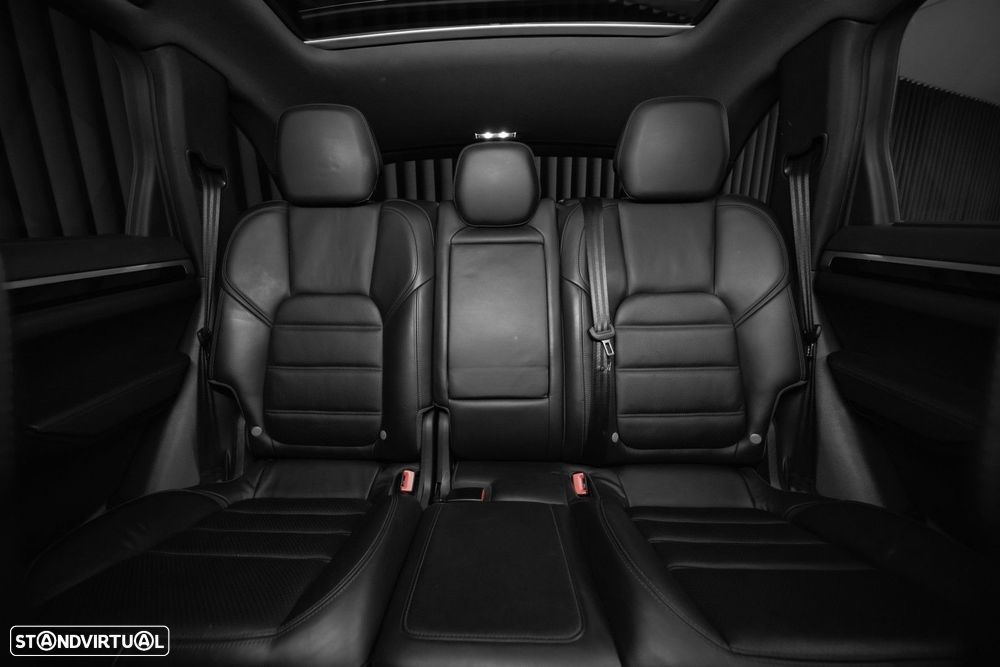 Porsche Cayenne S E-Hybrid - 35