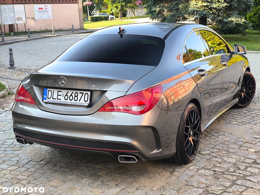 Mercedes-Benz CLA 250 Sport 7G-DCT - 14