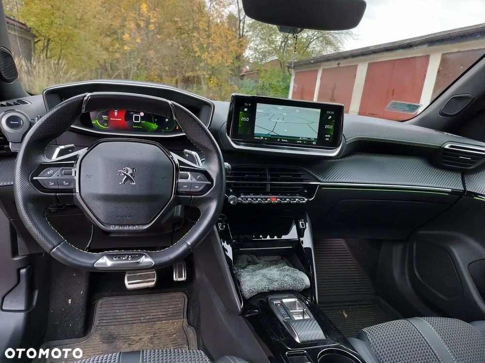 Peugeot 2008 1.5 BlueHDi GT S&S EAT8 - 18