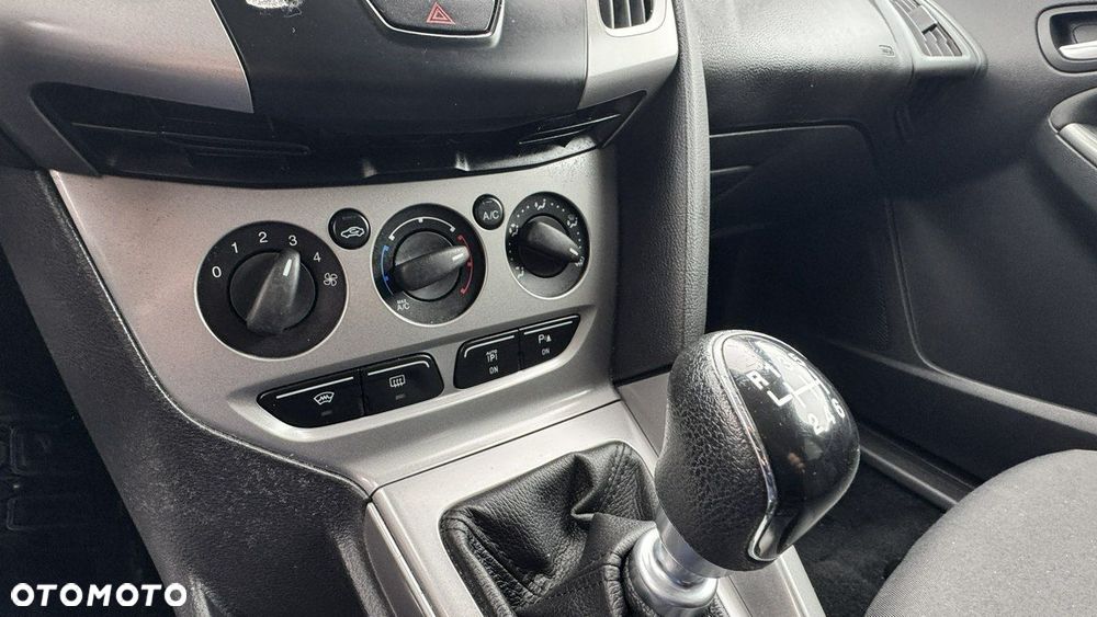 Ford Focus - 21