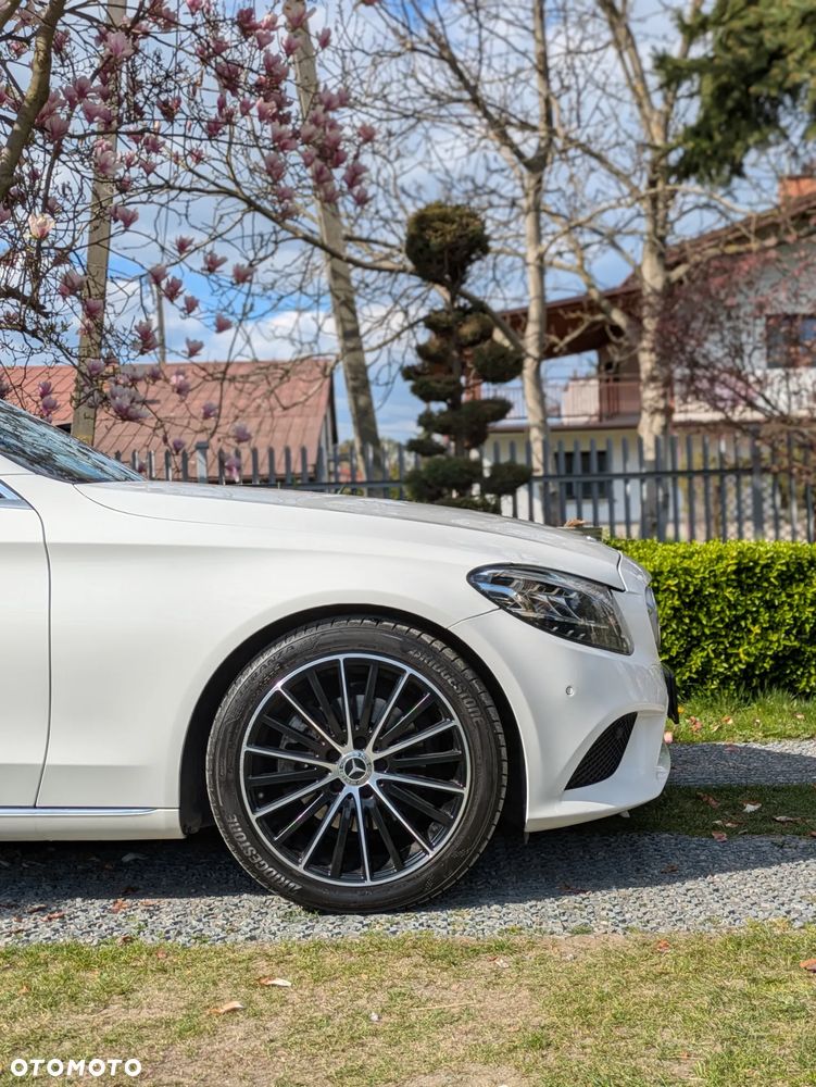 Mercedes-Benz Klasa C 220 d 9G-TRONIC Avantgarde - 17