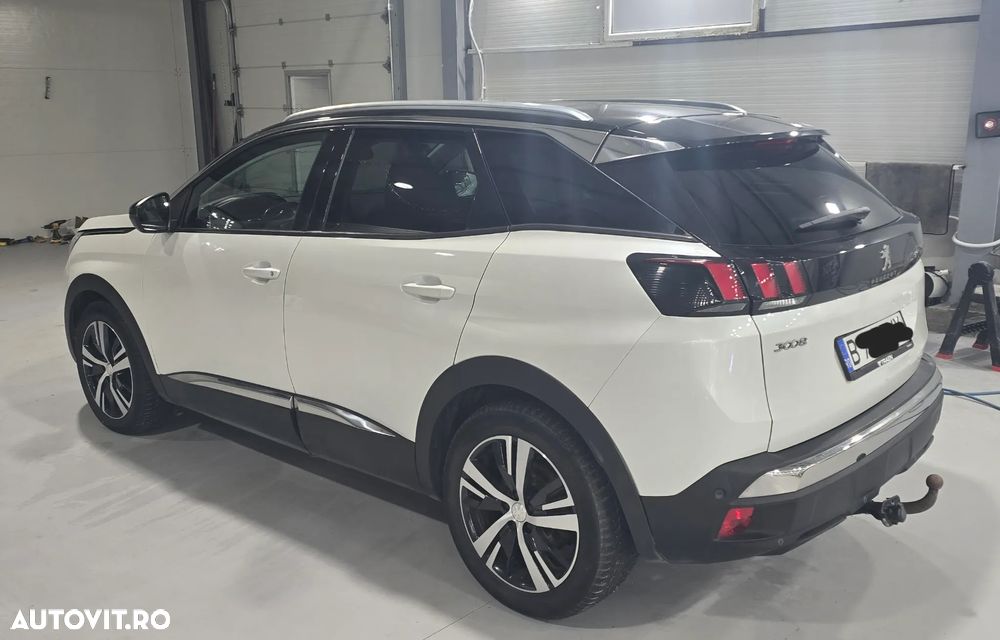 Peugeot 3008 1.2 PureTech 130 EAT8 Allure Pack - 3