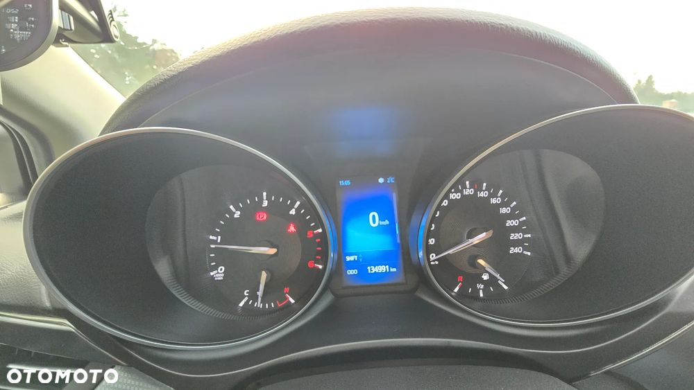 Toyota Avensis 2.0 D-4D Premium - 23