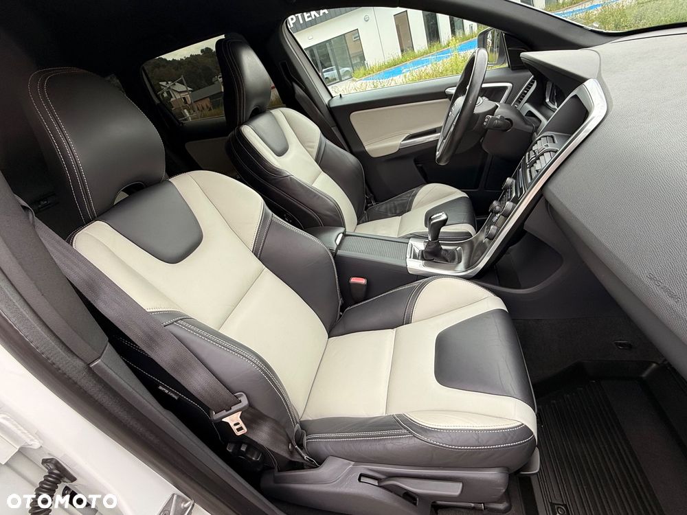 Volvo XC 60 D4 Drive-E Summum - 23