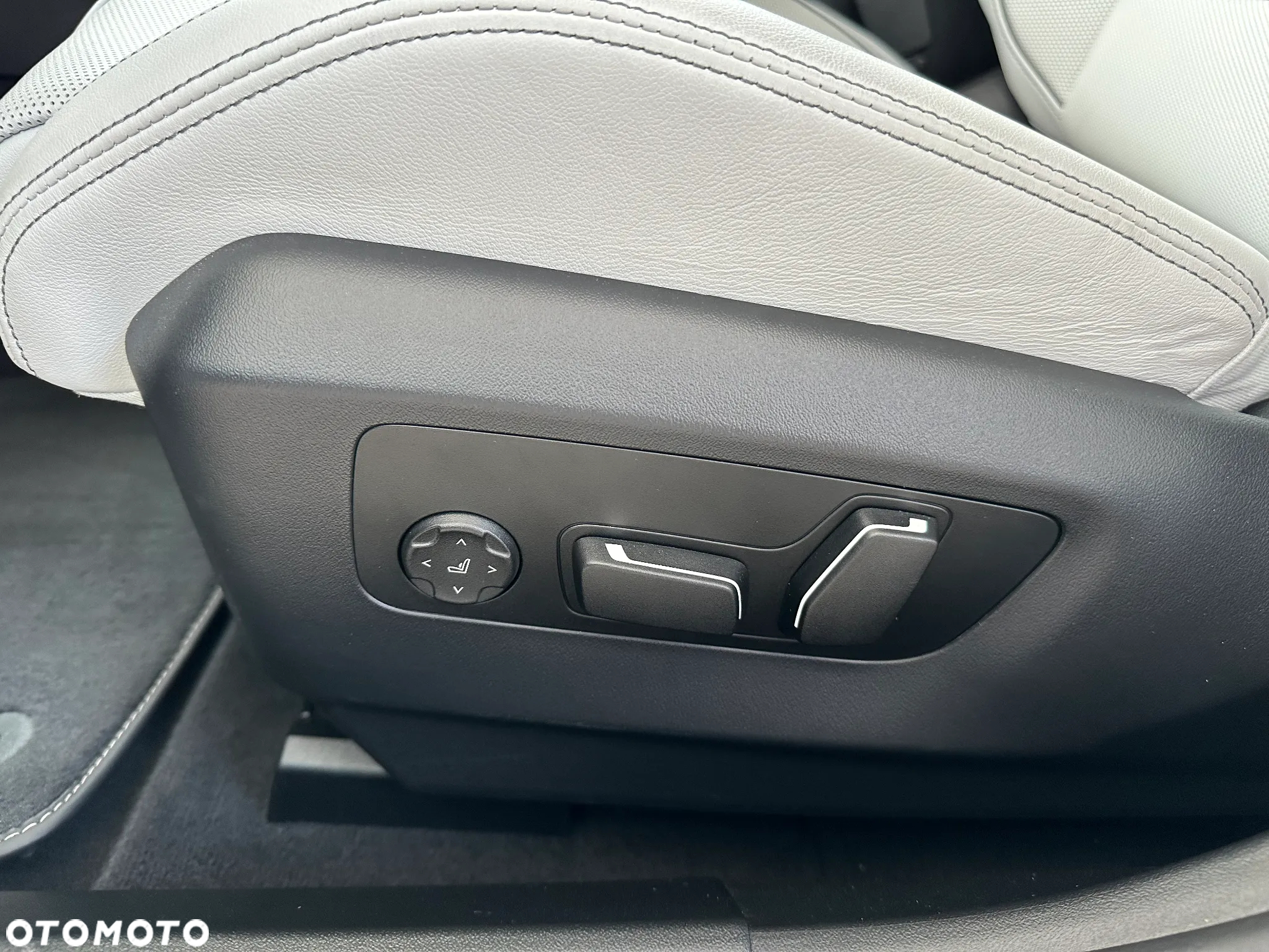 BMW M5 PHEV - 10