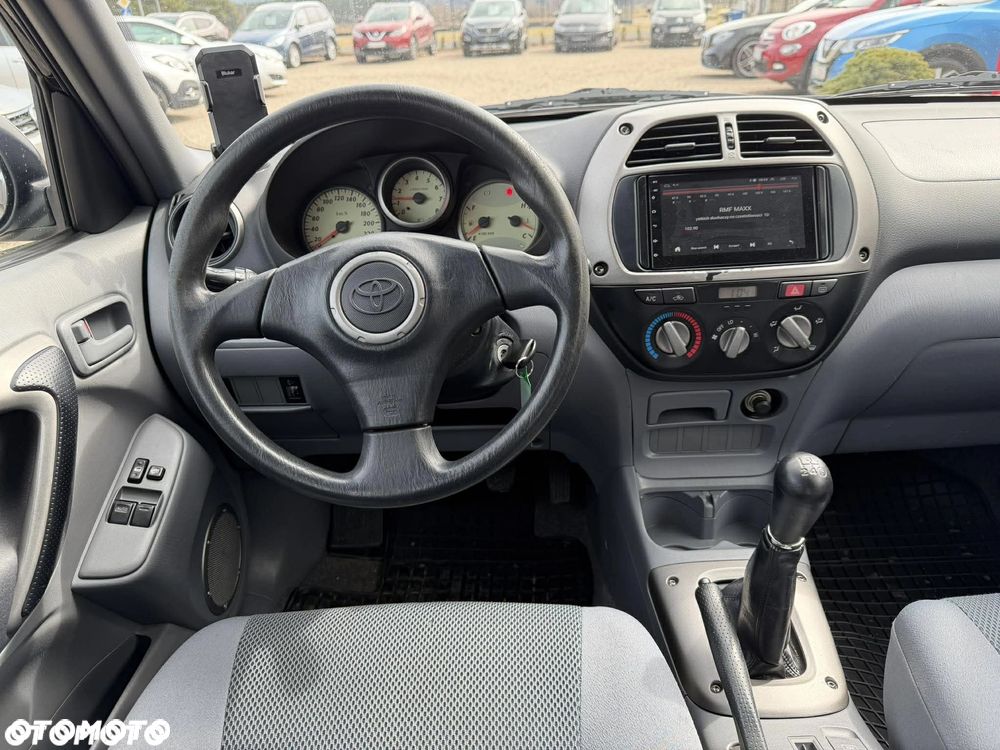 Toyota RAV4 1.8 VVT-i 4x2 - 13