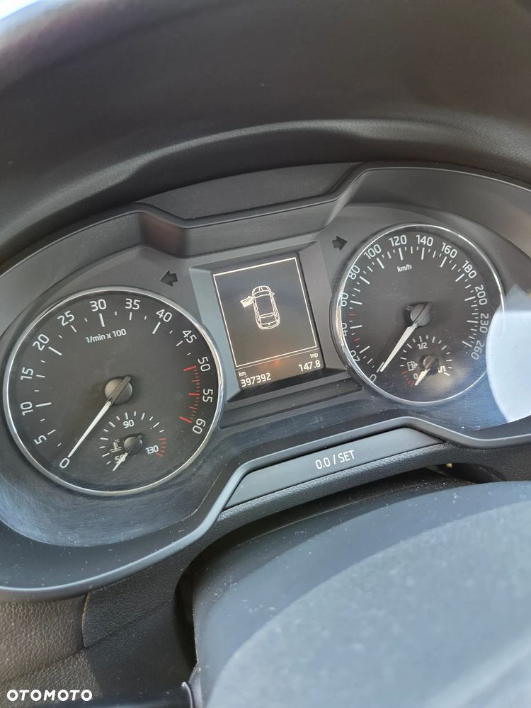 Skoda Octavia 1.6 TDI Ambition DSG - 14