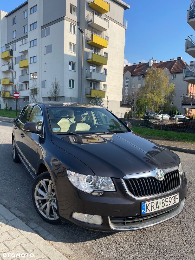 Skoda Superb 2.0 TDI Comfort - 1