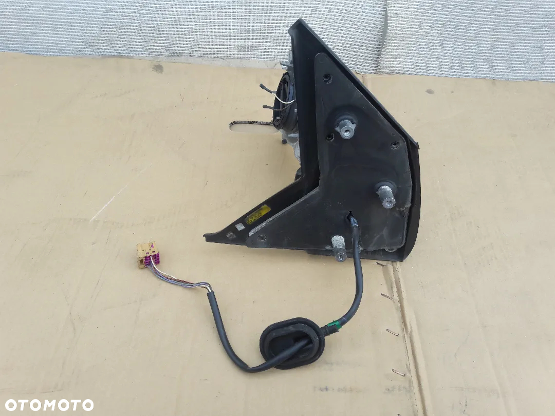 LUSTERKO LEWE VW T5 7PIN 7H1857501 - 2