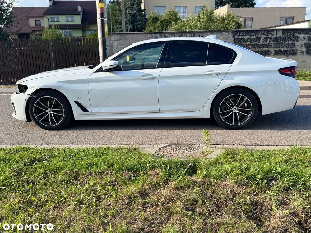 BMW Seria 5 520d xDrive mHEV M Sport sport - 8