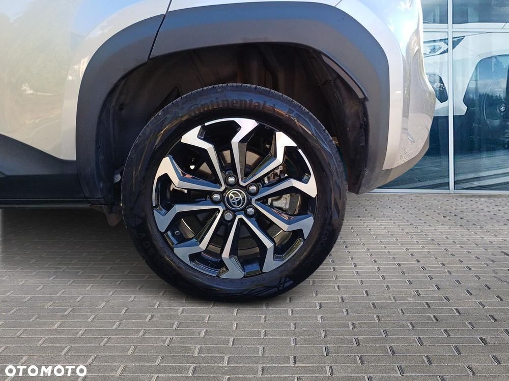 Toyota Yaris Cross Hybrid 1.5 Comfort 4x4 - 28