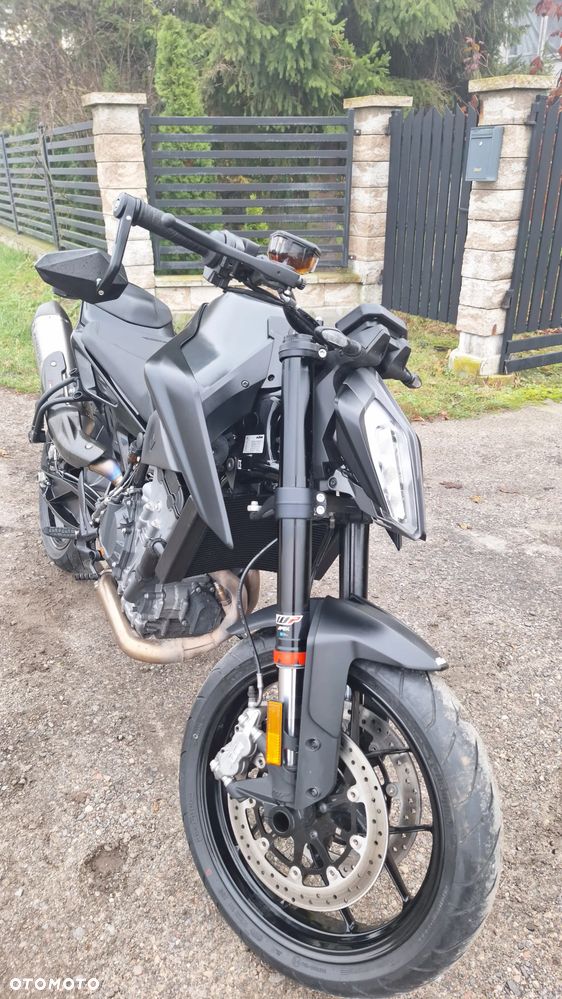 KTM DUKE 890 - 40