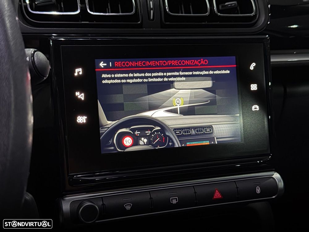 Citroën C3 1.2 PureTech Shine - 25