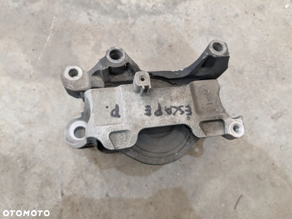 Poduszka silnika ford Escape 2020 2.0 hybrid - 2