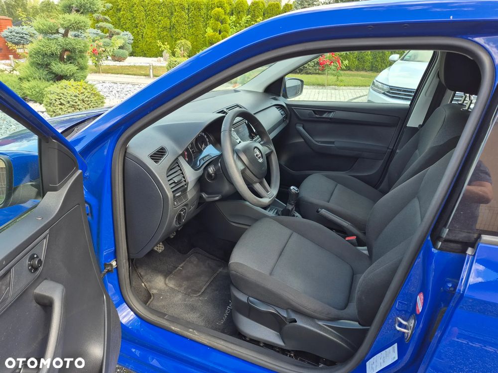 Skoda Fabia 1.0 MPI Soleil - 10