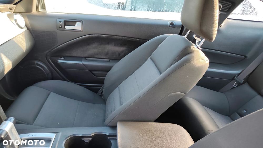 Ford Mustang 4.0 V6 - 26