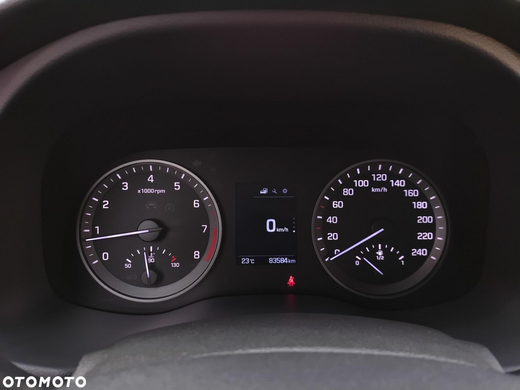 Hyundai Tucson 1.6 GDI BlueDrive Classic 2WD - 16