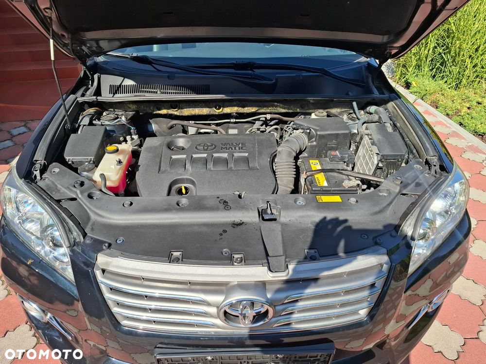 Toyota RAV4 2.0 4x4 Sol - 28