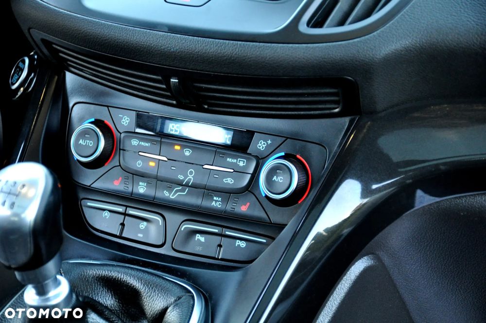 Ford Kuga 1.5 EcoBoost FWD ST-Line ASS GPF - 36