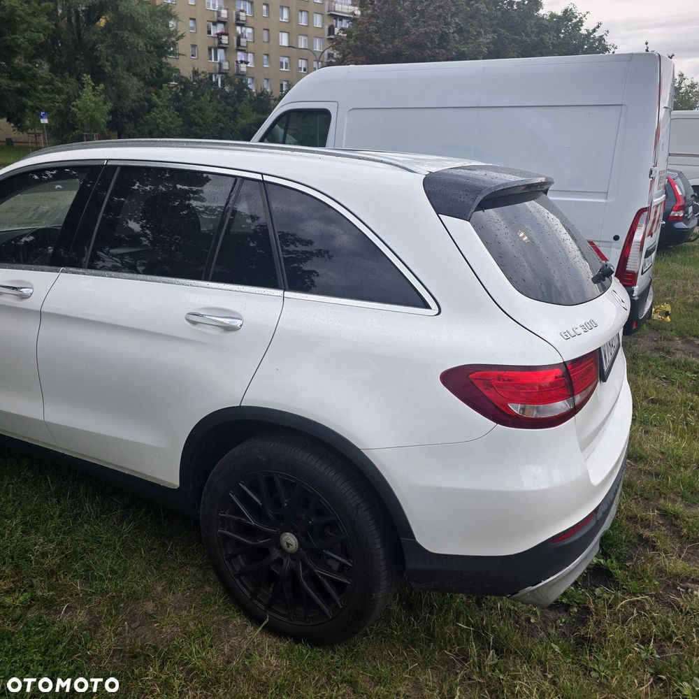 Mercedes-Benz GLC 300 4-Matic - 20