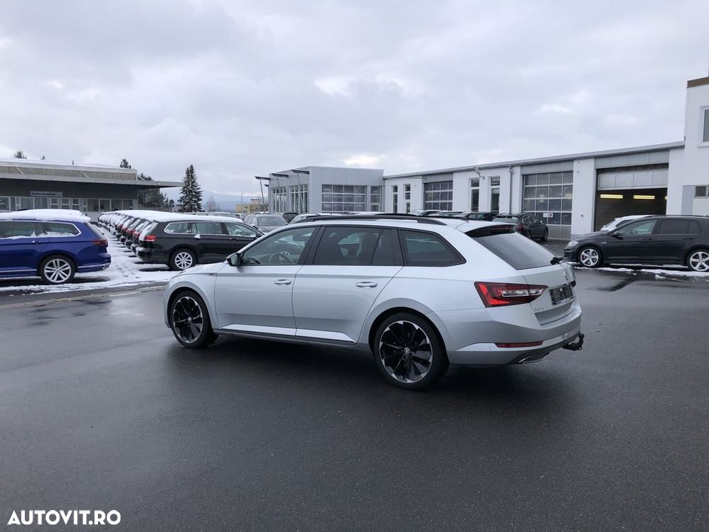 Skoda Superb Combi 2.0 TDI 4X4 DSG Sportline - 12
