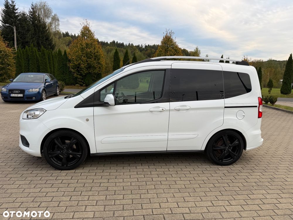 Ford Tourneo Courier - 3