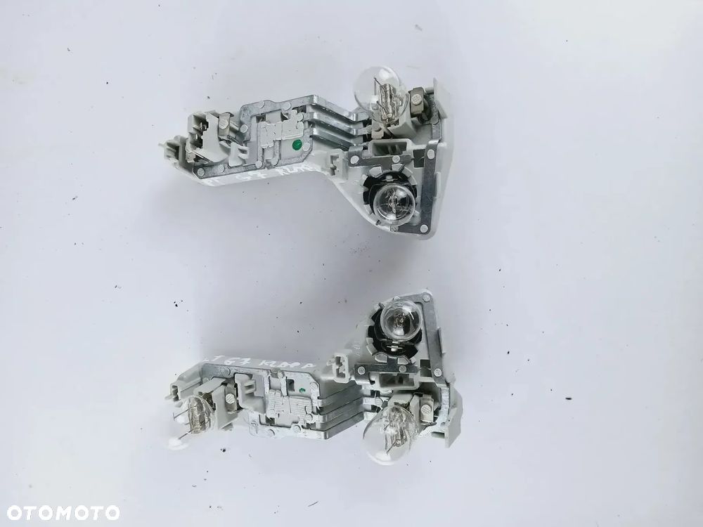Wkład Mocowanie Żarówek Lampy Klapy Tył Lewa Lewy Golf VII 7 5G0945259 5G0945260 - 1