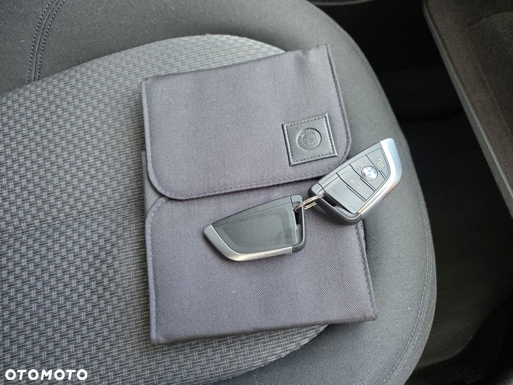 BMW X1 sDrive18i - 30