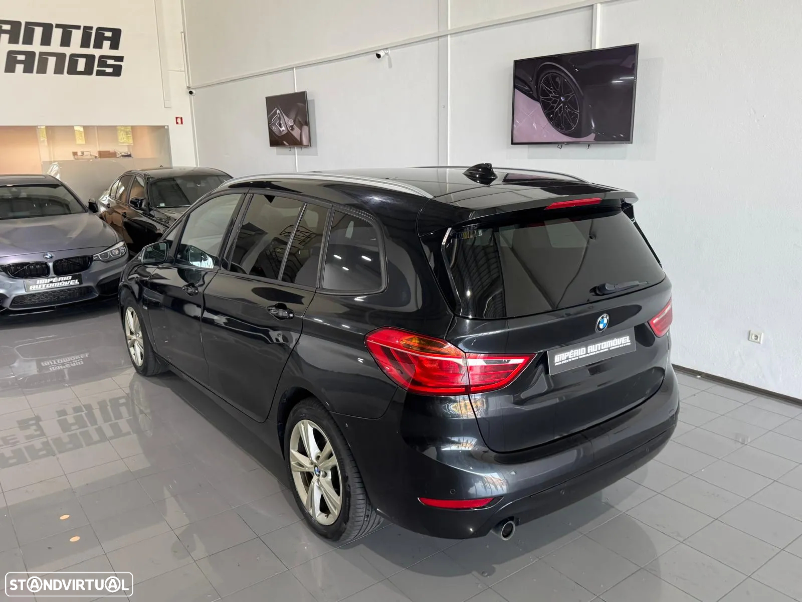 BMW 216 Gran Tourer d - 11
