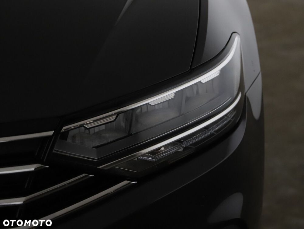 Volkswagen Passat Variant 2.0 TDI EVO Business DSG - 23