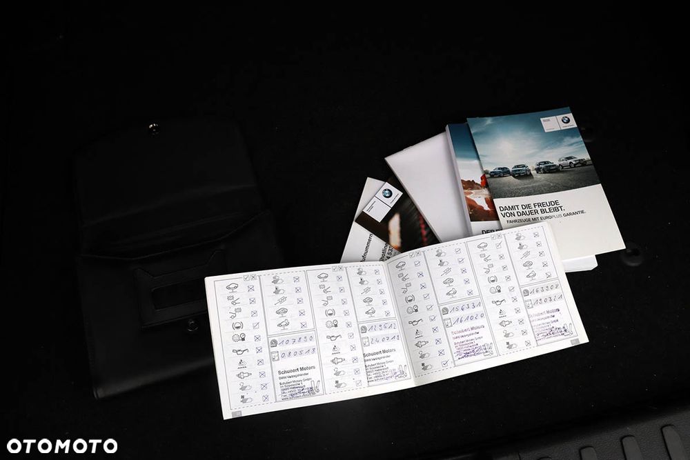 BMW X1 sDrive18d xLine - 35