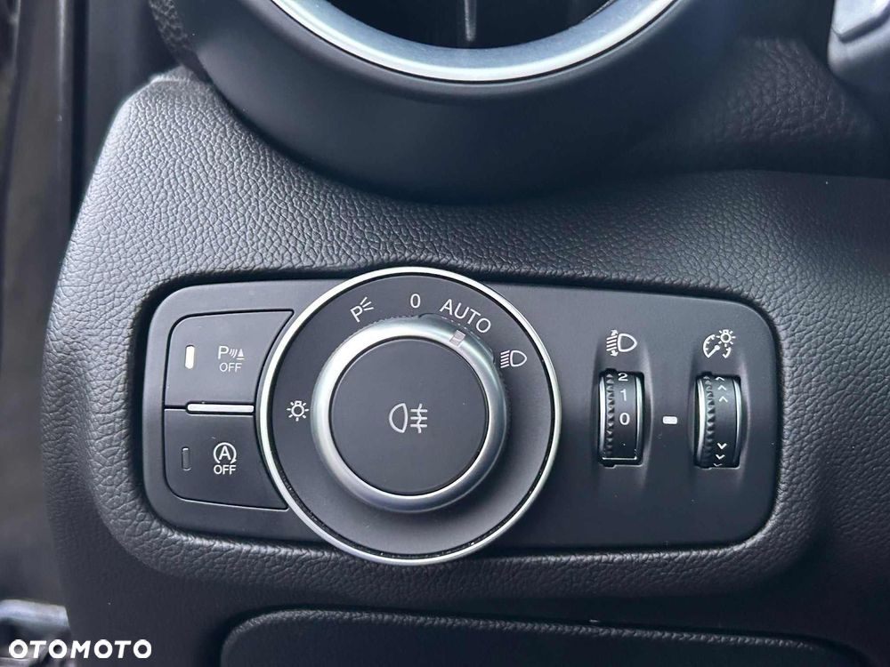 Alfa Romeo Giulia - 26